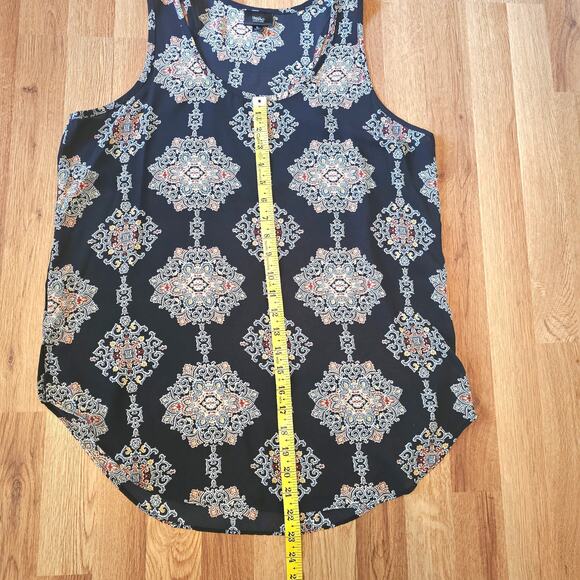 Mossimo Supply Co. black Moroccan medallion pattern sleeveless top. - Picture 8 of 8
